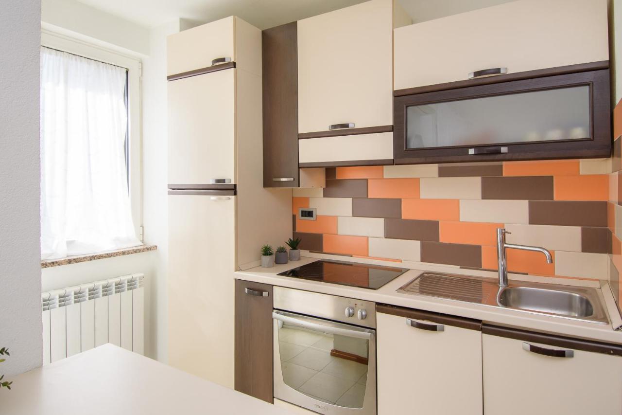 Apartment Stefi Porec Esterno foto