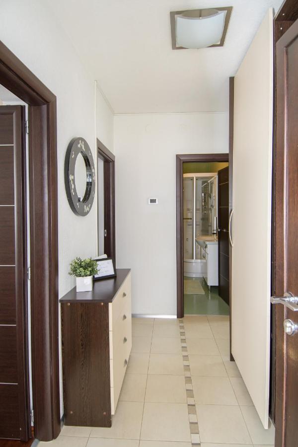 Apartment Stefi Porec Esterno foto