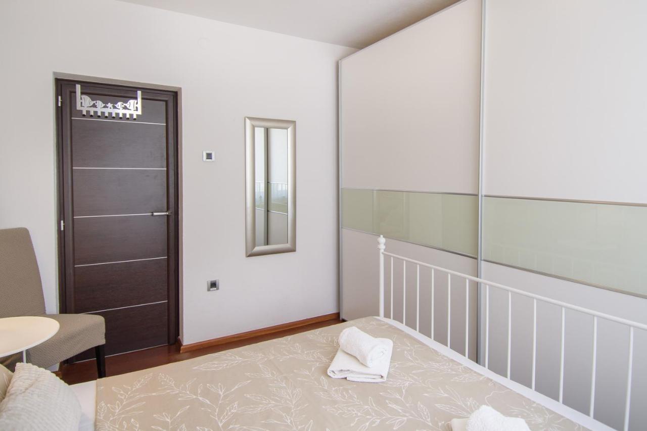 Apartment Stefi Porec Esterno foto